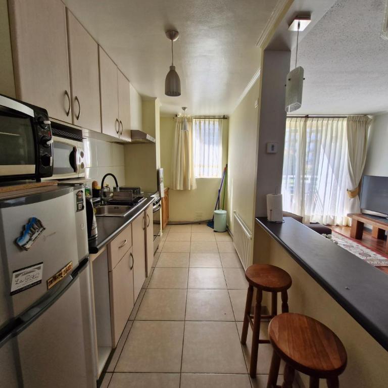 Departamento FAMILIAR CON ESTACIONAMIENTO INCLUIDO - Three-Bedroom Apartment - 2