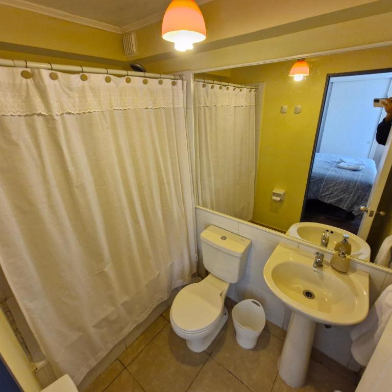 Departamento FAMILIAR CON ESTACIONAMIENTO INCLUIDO - Three-Bedroom Apartment - 11