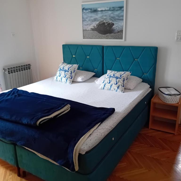 Guest House Vila Bak - Deluks Dvokrevetna Soba sa Bračnim Krevetom i Balkonom - 9