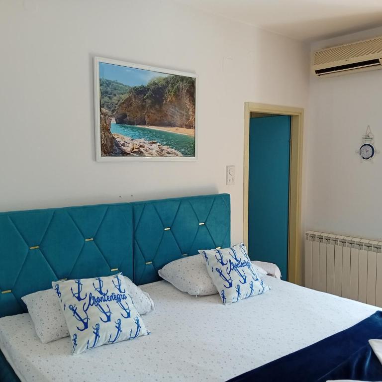 Guest House Vila Bak - Deluks Dvokrevetna Soba sa Bračnim Krevetom i Balkonom - 16