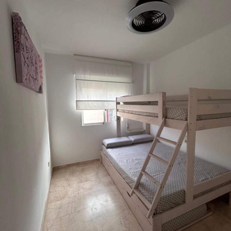 Apartamento con terraza de 100m2 - Apartamento de 3 dormitorios - 24