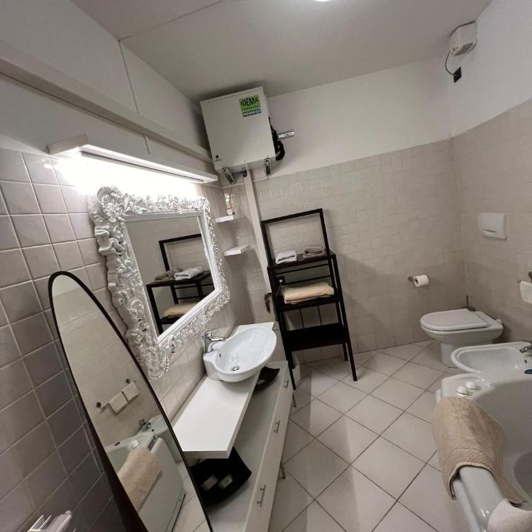 Casa Nostra - One-Bedroom Apartment - 39
