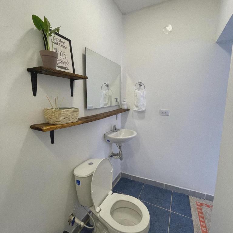 Aptos Villamar Palomino - Habitación Doble con baño privado - 3