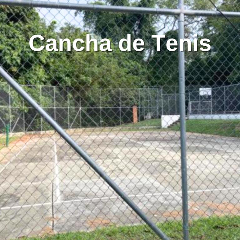""Apto 2 Habit, 4 piscinas, Dcto GENIUS, Check in-out extendidos, a 1 cuadra del parque -Ciudadela del Sol-"" - Two-Bedroom Apartment with Pool View - 17
