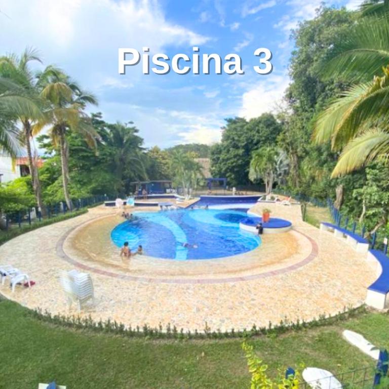 ""Apto 2 Habit, 4 piscinas, Dcto GENIUS, Check in-out extendidos, a 1 cuadra del parque -Ciudadela del Sol-"" - Two-Bedroom Apartment with Pool View - 9