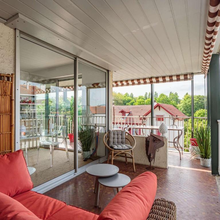Appartement moderne en centre-ville avec balcon et parking à 400m de la plage - FR-1-4-693 - Appartamento - 1