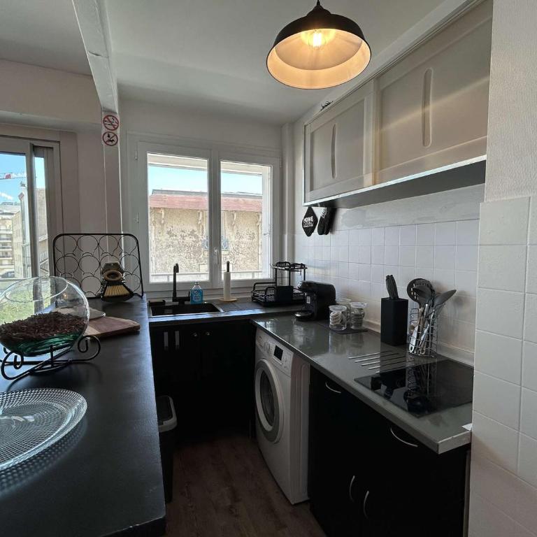 Appart T2 pour 4 pers. à Saint-Jean-de-Monts, parking, wifi - FR-1-224C-308 - Apartment - 6