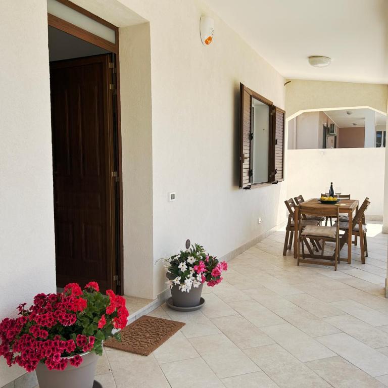 Villa Sole near the sandy beach, parking & wifi - Casa con 2 Camere da Letto - 32