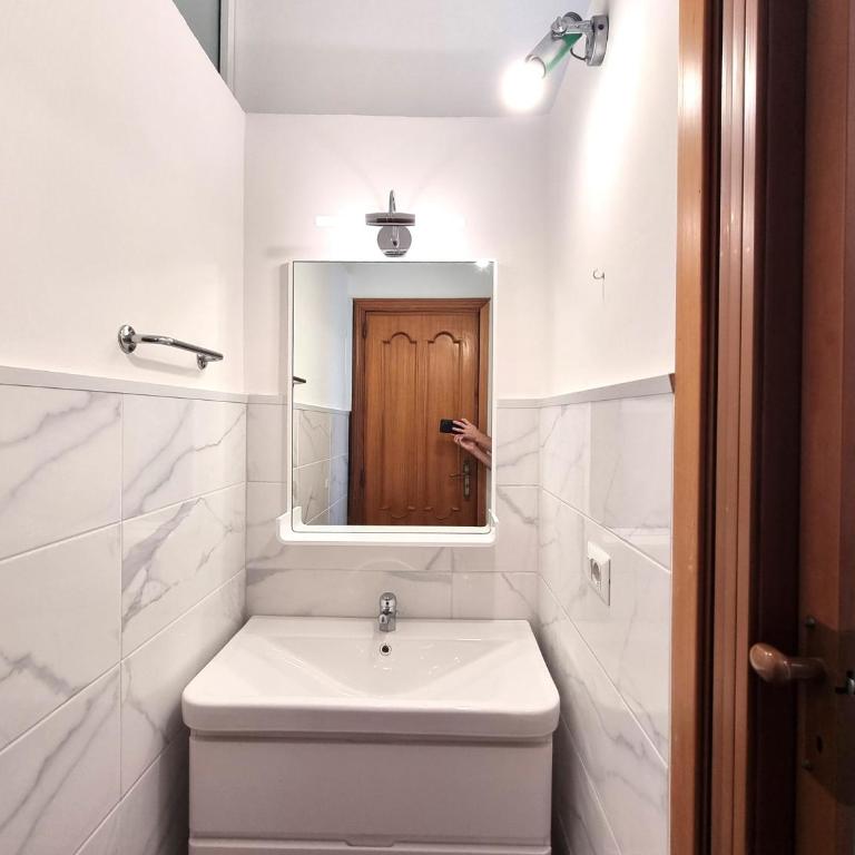 ROSSO - PROPPRO SRL - MILAZZO ISOLE EOLIEe - Appartamento con 2 Camere da Letto, Balcone e Vista mare - 14