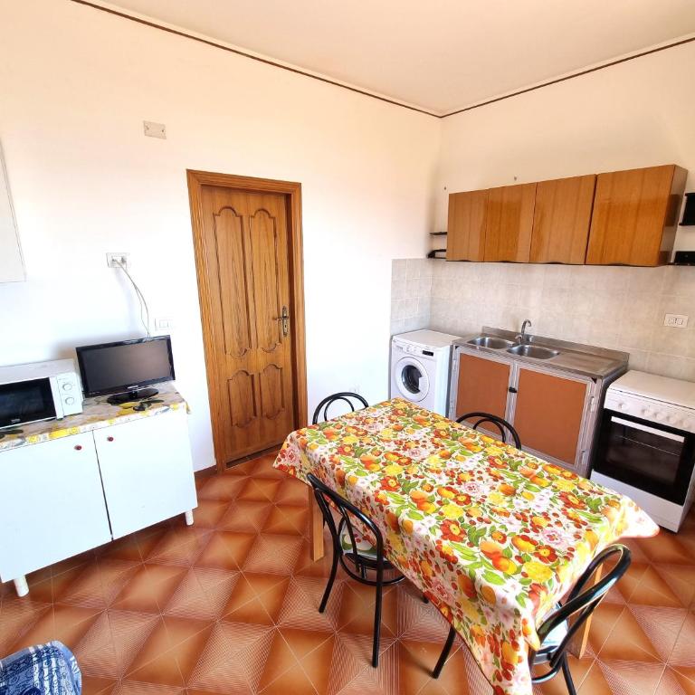 ROSSO - PROPPRO SRL - MILAZZO ISOLE EOLIEe - Appartamento con 2 Camere da Letto, Balcone e Vista mare - 17