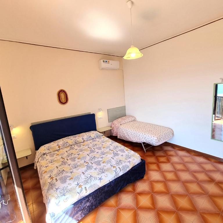 ROSSO - PROPPRO SRL - MILAZZO ISOLE EOLIEe - Appartamento con 2 Camere da Letto, Balcone e Vista mare - 10