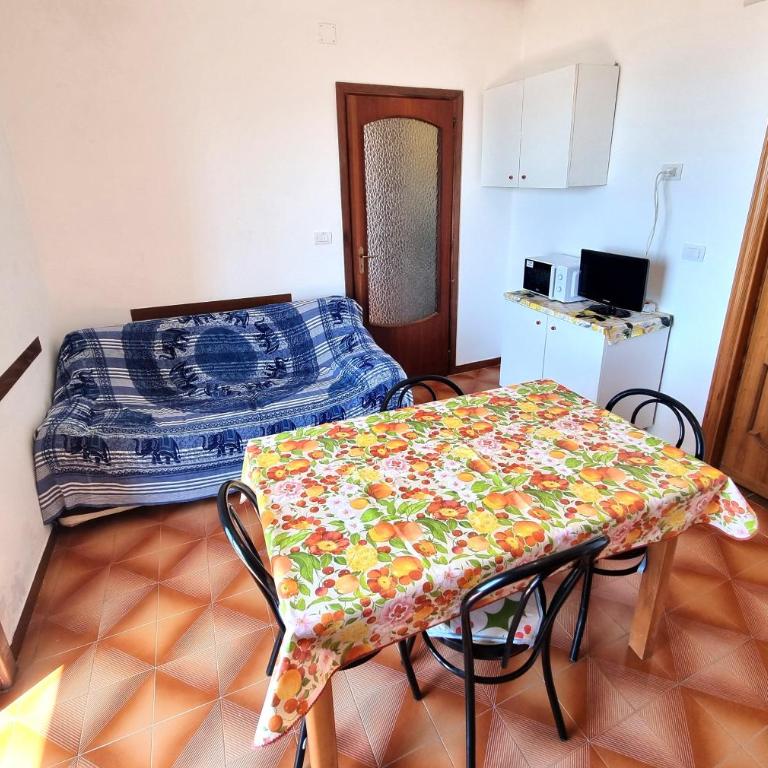 ROSSO - PROPPRO SRL - MILAZZO ISOLE EOLIEe - Appartamento con 2 Camere da Letto, Balcone e Vista mare - 16