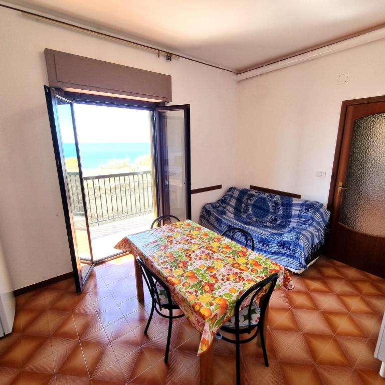 ROSSO - PROPPRO SRL - MILAZZO ISOLE EOLIEe - Appartamento con 2 Camere da Letto, Balcone e Vista mare - 18