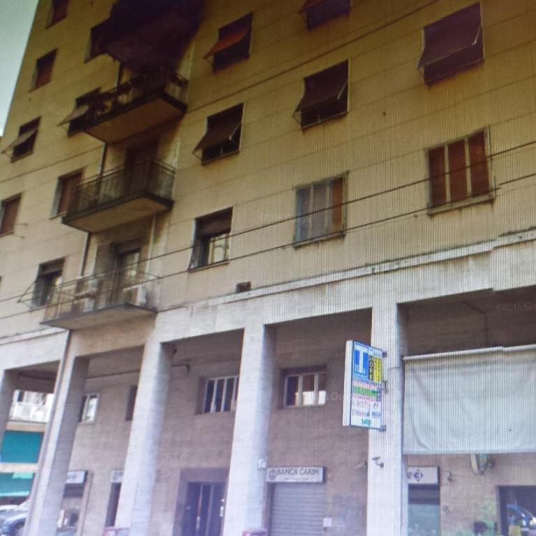 Bed & Breakfast CENTRALE - Camera Tripla con Bagno - 14