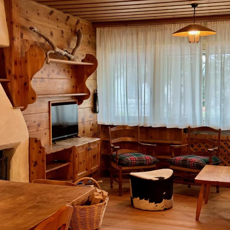 Spacious Alpine Retreat & Parking - Appartamento - 6