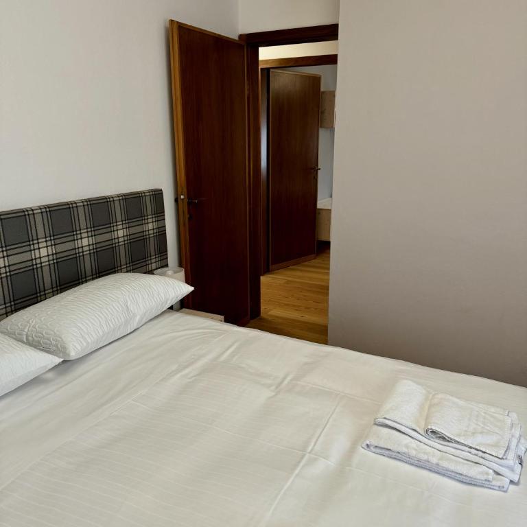 Spacious Alpine Retreat & Parking - Appartamento - 28