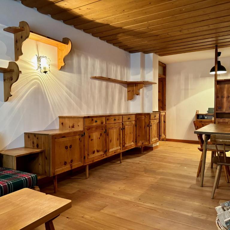 Spacious Alpine Retreat & Parking - Appartamento - 17