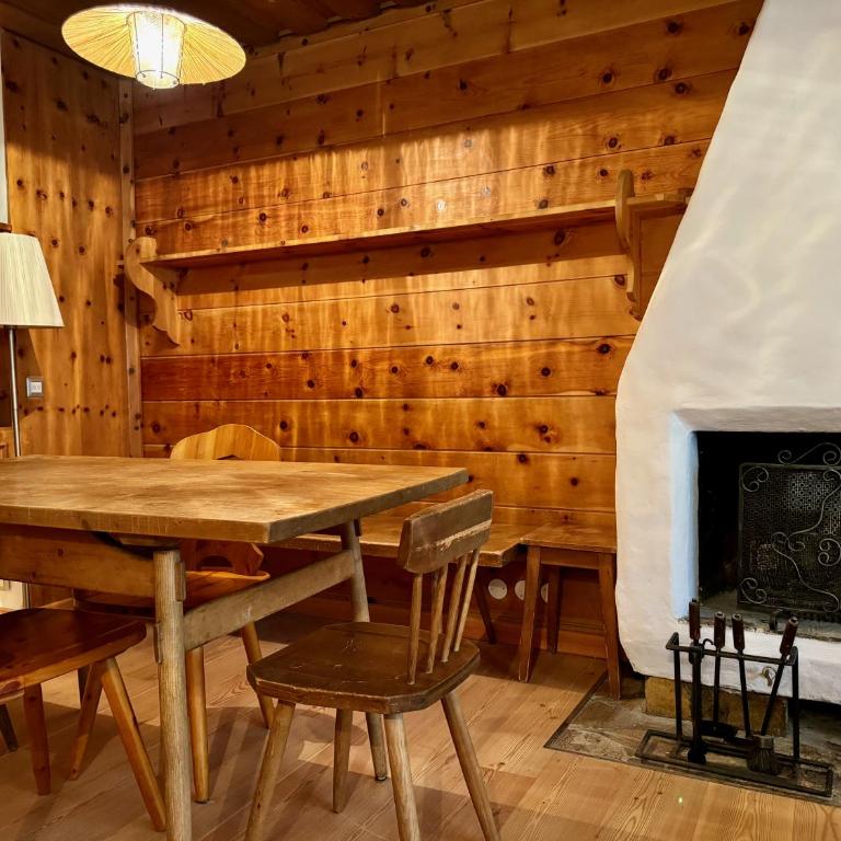 Spacious Alpine Retreat & Parking - Appartamento - 11