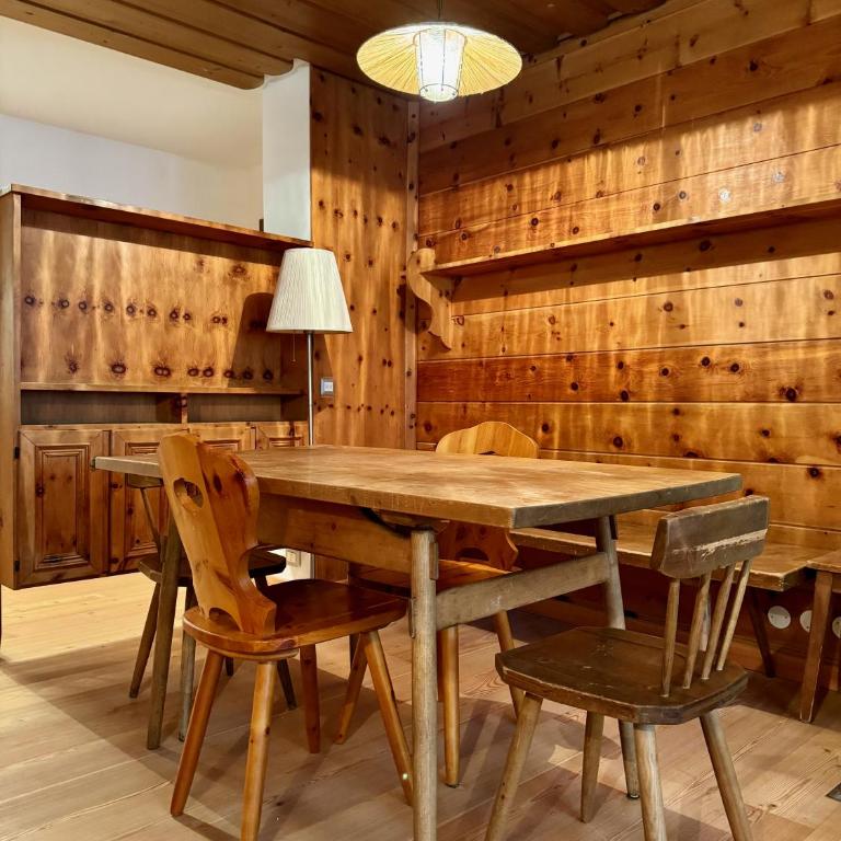 Spacious Alpine Retreat & Parking - Appartamento - 14