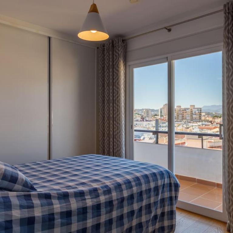 Astonishing views by the sea - Three-Bedroom Apartment - 4