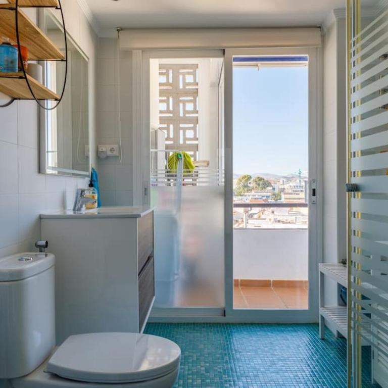 Astonishing views by the sea - Three-Bedroom Apartment - 9
