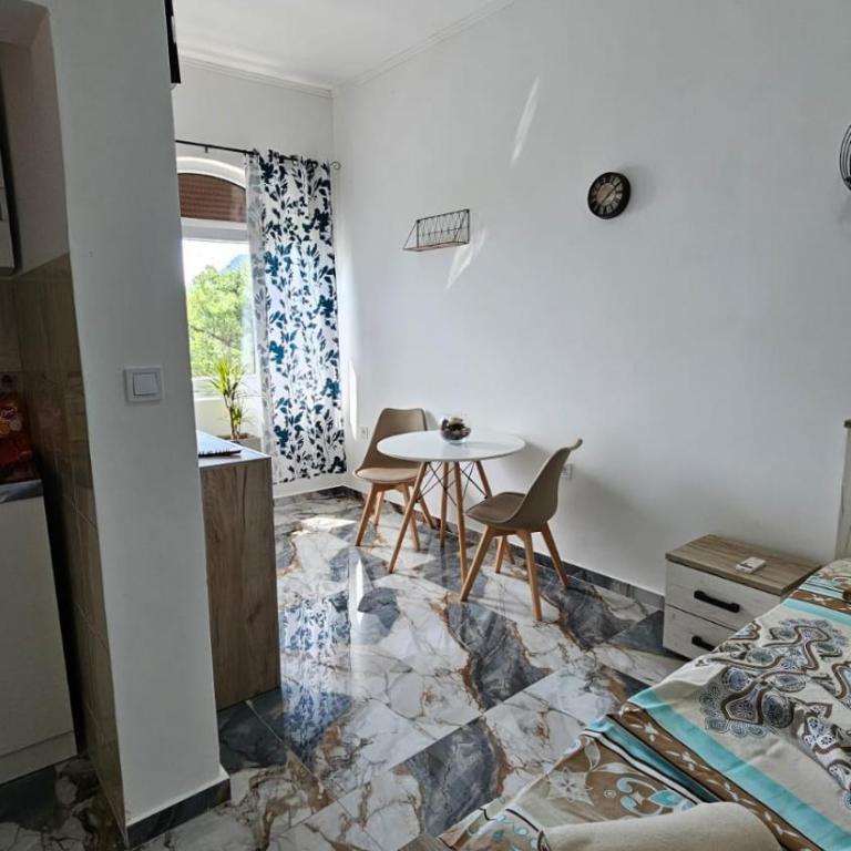 Tinina Basta - Deluks Dvokrevetna Soba sa Bračnim Krevetom i Pogledom na More - 27