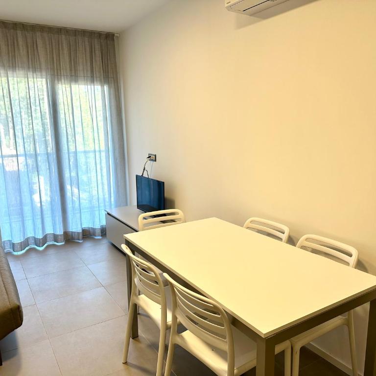 Nuovo condominio con piscina e garage - Appartamento Deluxe con 1 Camera da Letto - 10