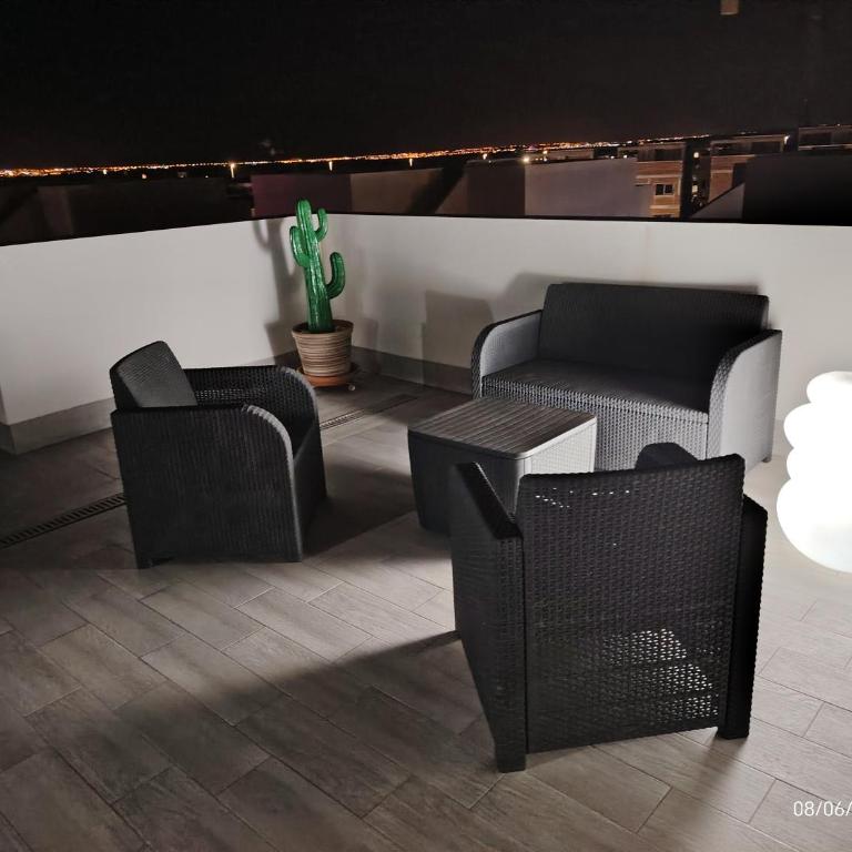 La Herrada 03187 Los Montesinos - Three-Bedroom Villa - 26