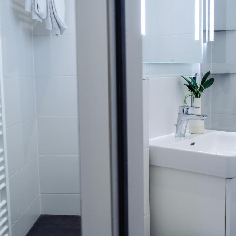 Hotel Altmünchen by Blattl - Habitación Triple Clásica - 25