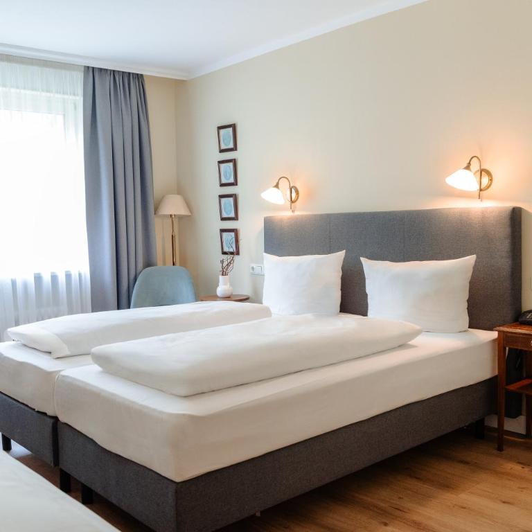 Hotel Altmünchen by Blattl - Habitación Triple Clásica - 1