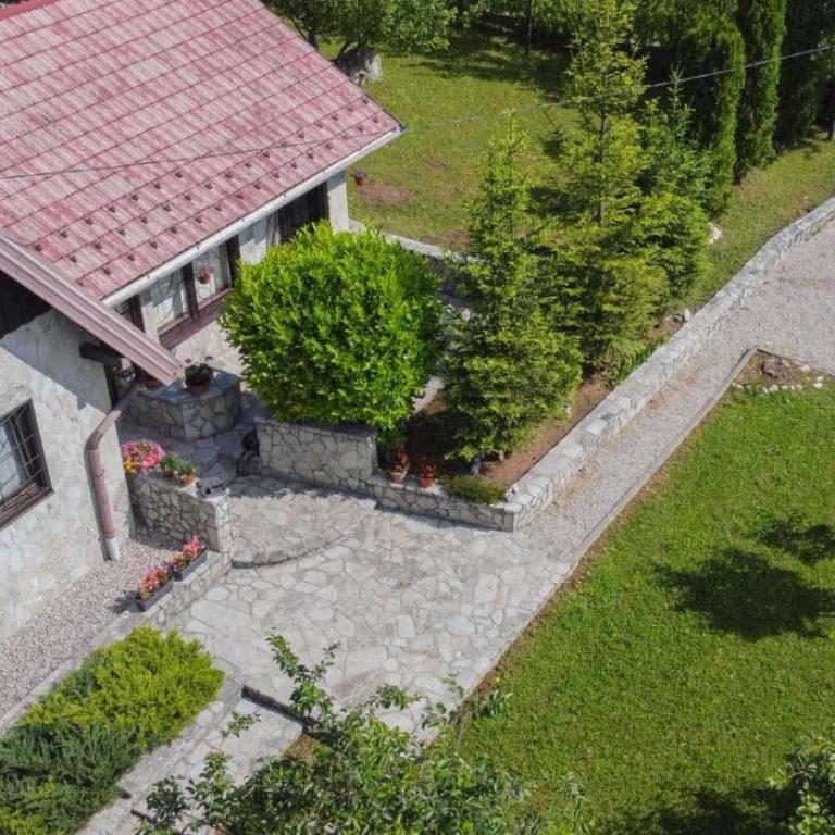 Vikendica Harun - One-Bedroom House - 18