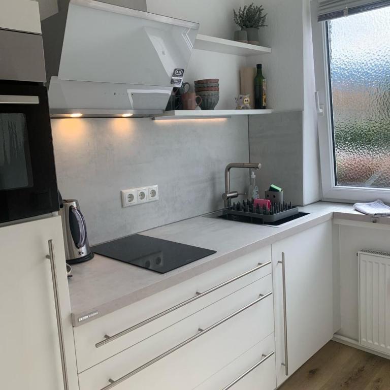 Schöne 1-Zimmer Wohnung am Bahnhof mit Parkplatz - Apartment mit 1 Schlafzimmer - 10