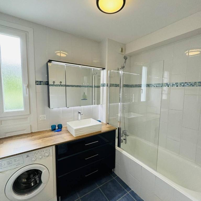 3 pièces centre ville, 400m plage, wifi - Appartement 2 Chambres - 16