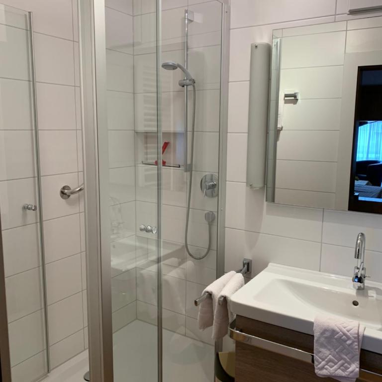 Ferienwohnungen Wörz, Sigismundstrasse 6 - Apartment mit 2 Schlafzimmern und Balkon - 4