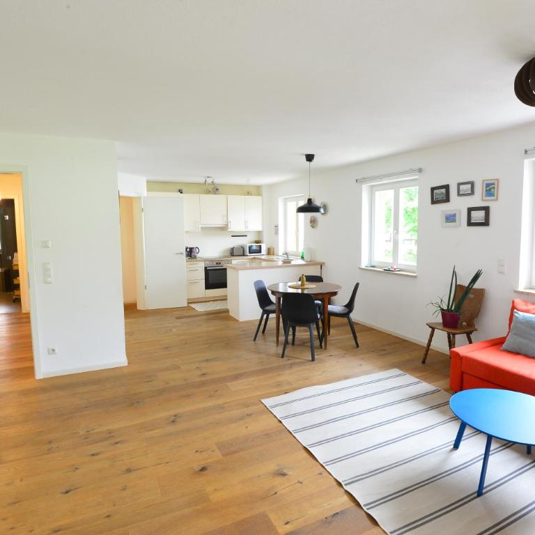 Zugspitze Street Apartment - Apartment mit Balkon - 3