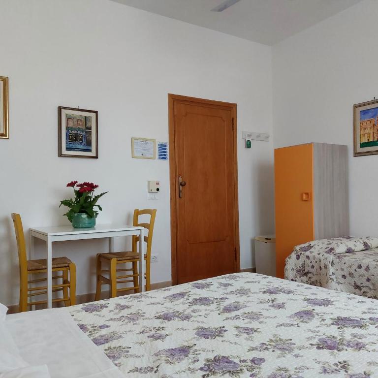 B&B SoleLuna - Camera Tripla con Bagno Privato - 3