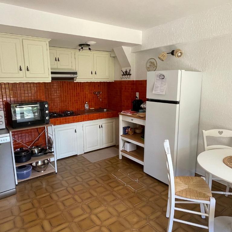 Villa Lou Soulas - Bas de villa avec piscine proche de Nice - Maison 1 Chambre - 18