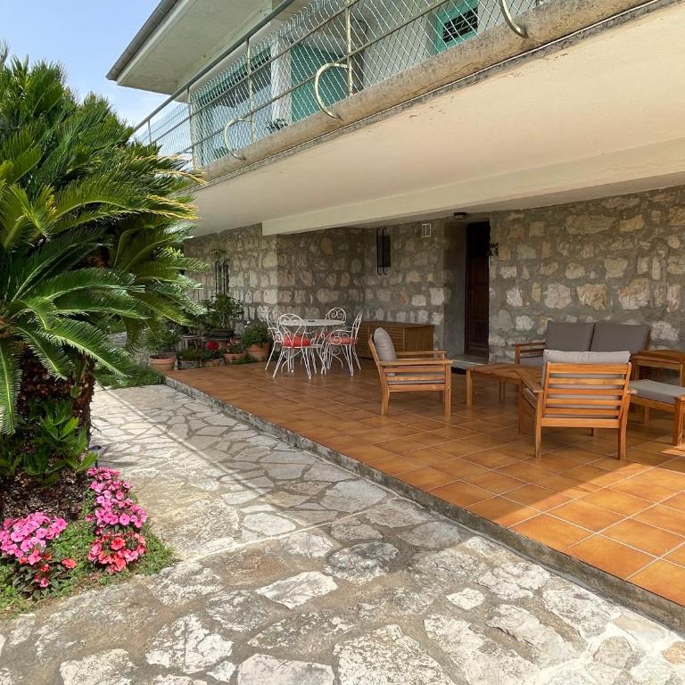Villa Lou Soulas - Bas de villa avec piscine proche de Nice - Maison 1 Chambre - 13