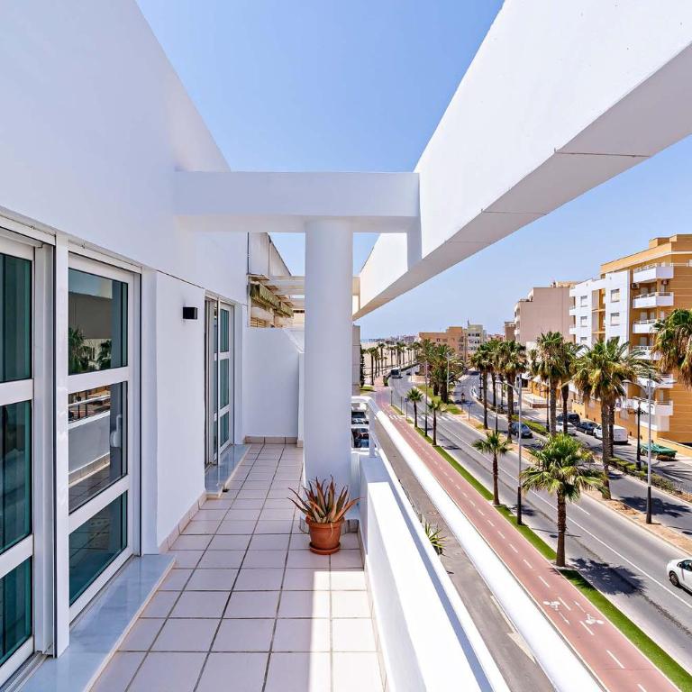 Ático El Faro - One-Bedroom Apartment - 26