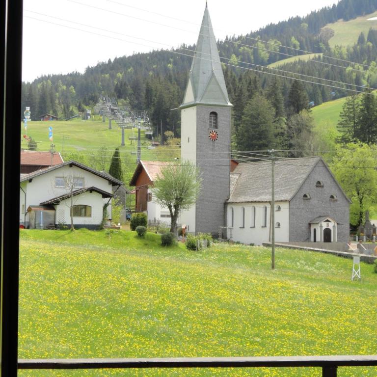 Hubertushof - Apartment mit 2 Schlafzimmern und Balkon - 2
