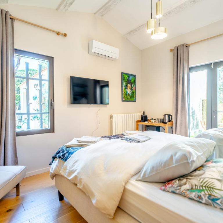 L'Espigoulié - Chambre Double avec Patio - 16
