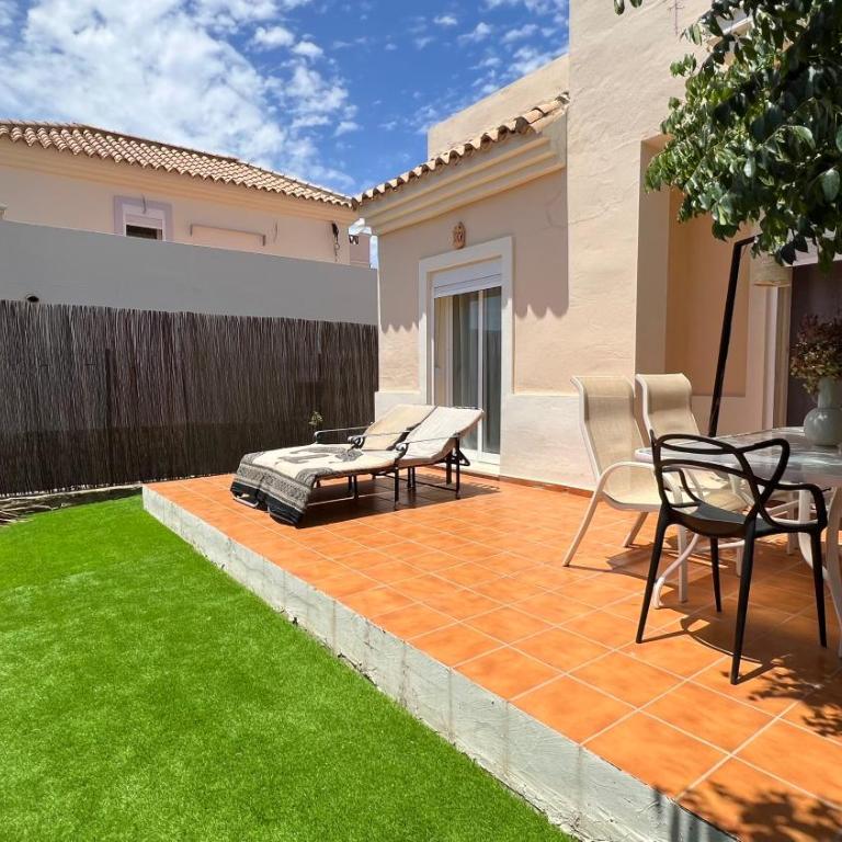 Casa Pez - Three-Bedroom House - 65