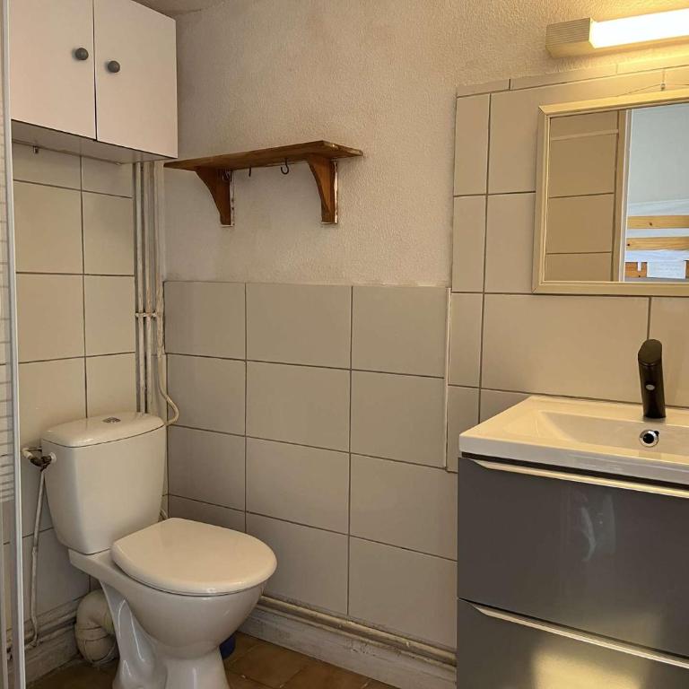 Maison cabine mezzanine 6 couchages PORT LEUCATE NATURISME PL070-104 - Maison 1 Chambre - 8