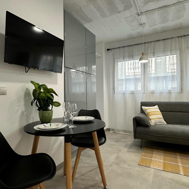 Loft Alexa - One-Bedroom Apartment - 14