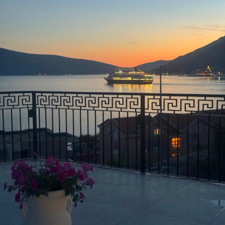 PANORAMIC RESIDENCE Tivat - Apartman sa 2 Spavaće Sobe - 1