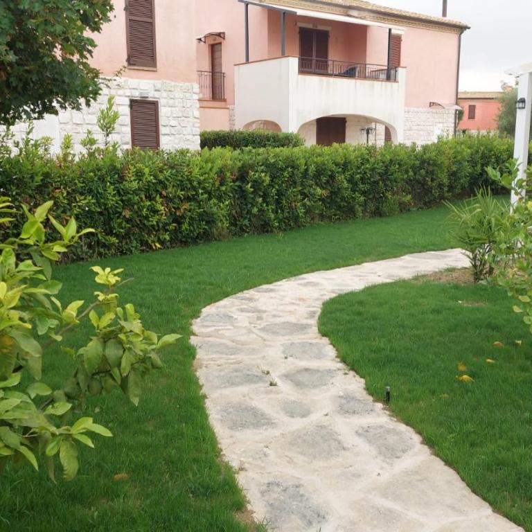 Casa Antia, nuovo bilocale con giardino in Residence con piscina - Casa Mobile - 2