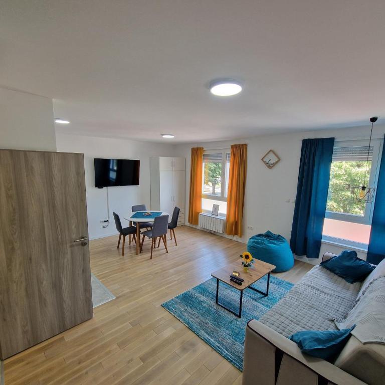 Square Studio Tuzla - One-Bedroom Apartment - 3