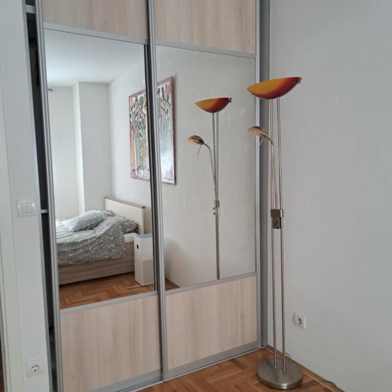 Belgrade Stepa Stay - Apartman sa 2 Spavaće Sobe i Terasom - 9