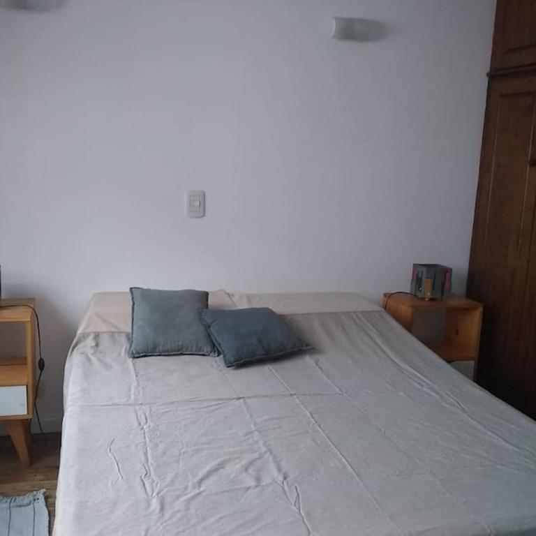 Casa céntrica con cochera y patio - Apartamento de 1 dormitorio - 16