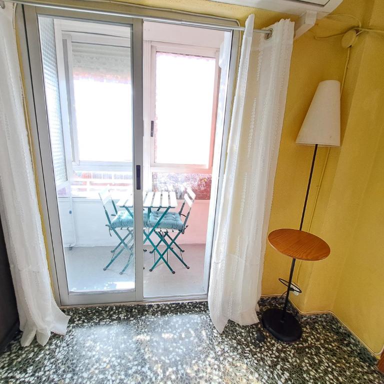 Full equipped and comfortable apartment with WiFi - Apartment with Balcony - 19
